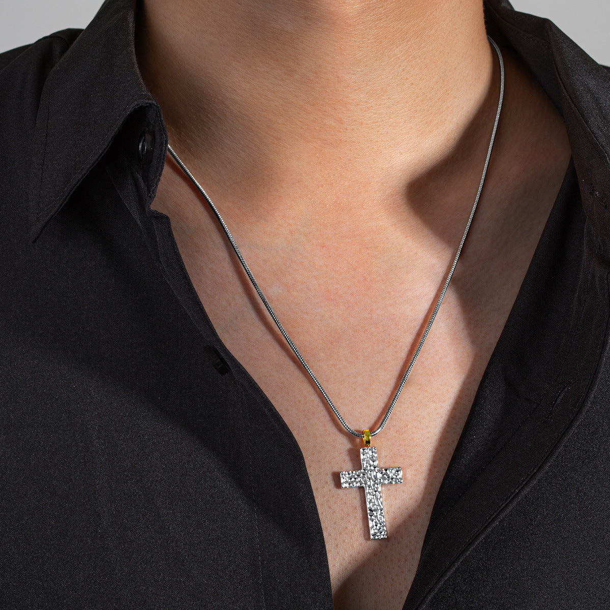 Heart-shaped Skull Alloy Cross Pendant Necklace