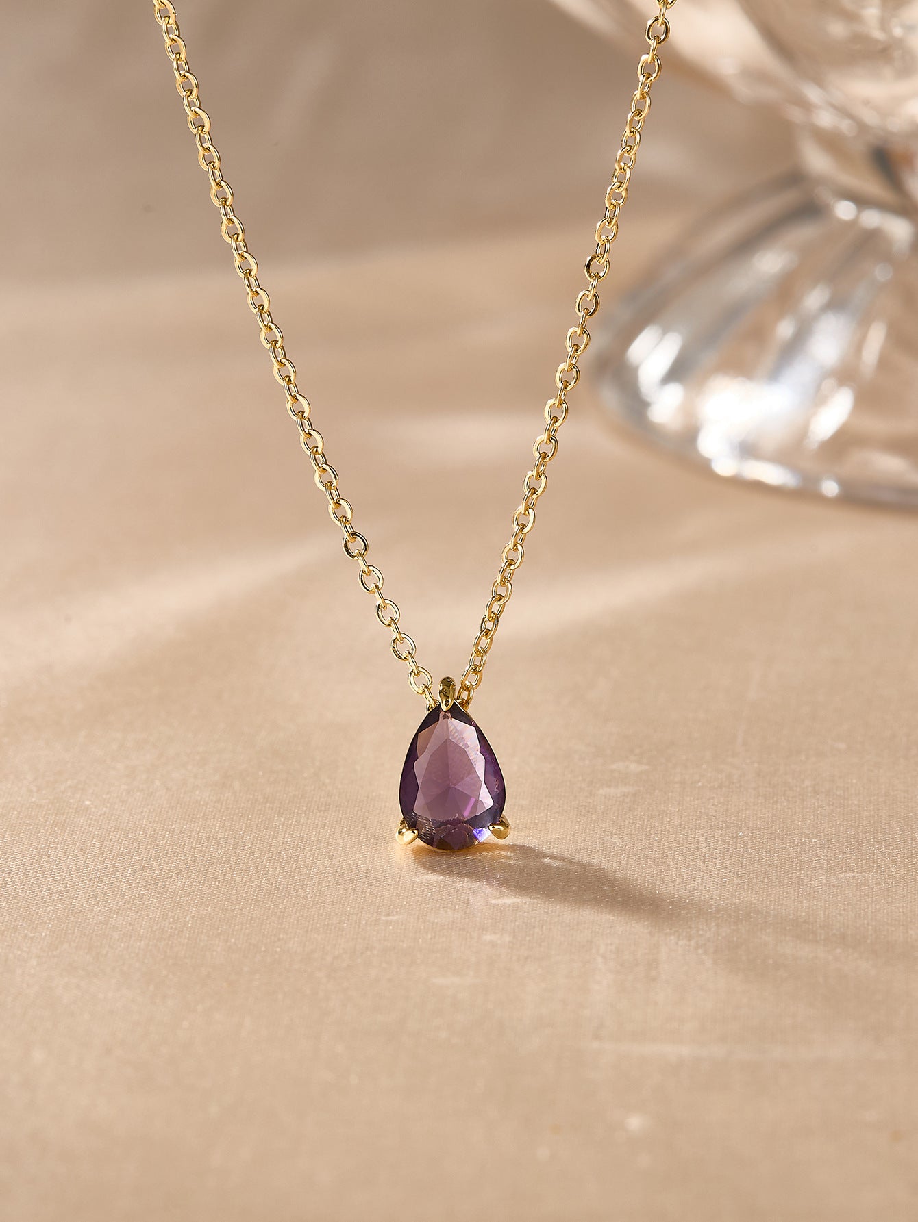 Designer Women's Lightweight Luxury Versatile Necklace Accessories